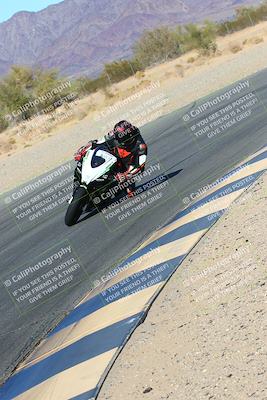 media/Jan-08-2022-SoCal Trackdays (Sat) [[1ec2777125]]/Turn 6 Inside (1pm)/